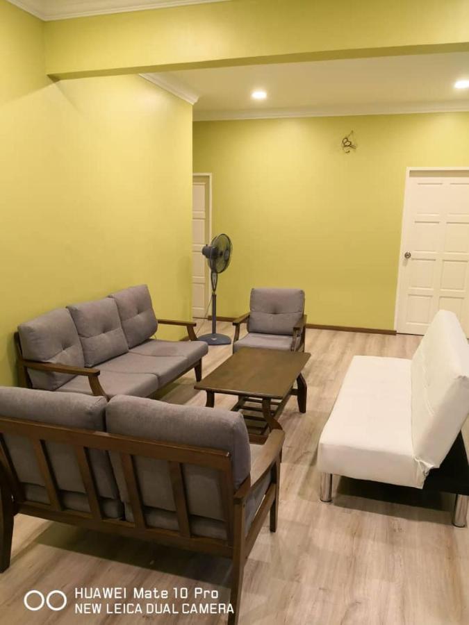 I Love U Bnb 爱乐游民宿 步行5 分钟到码头 Semporna Exterior photo